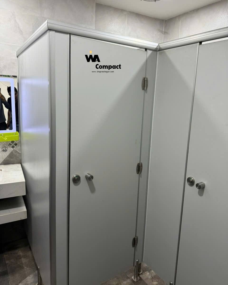 Giải Pháp Tiết Kiệm Chi Phí Khi Thi Công Vách Ngăn Vệ Sinh Bằng Tấm Compact