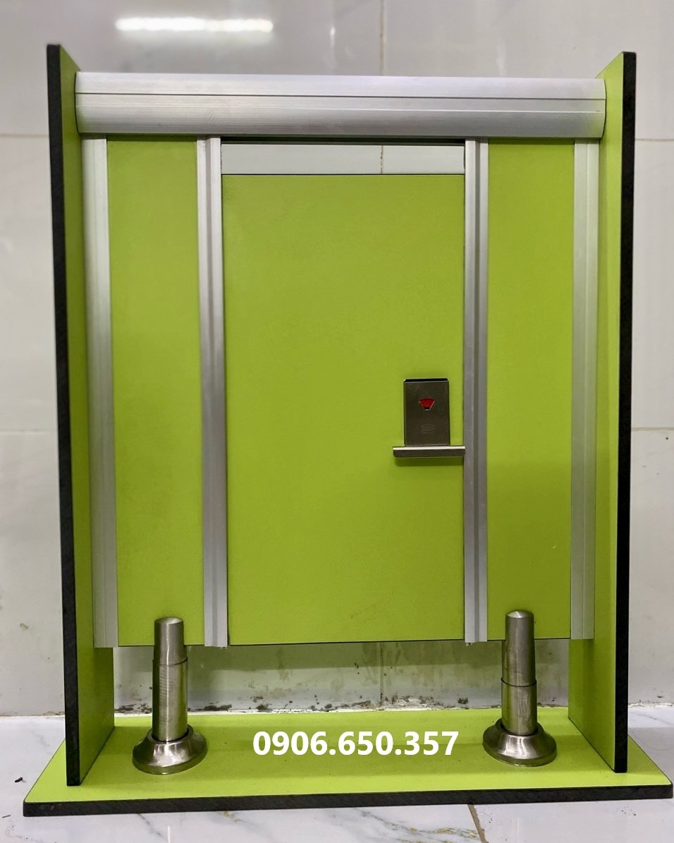 Vách ngăn toilet tấm Compact HPL màu xanh đọt chuối mã tấm 1022