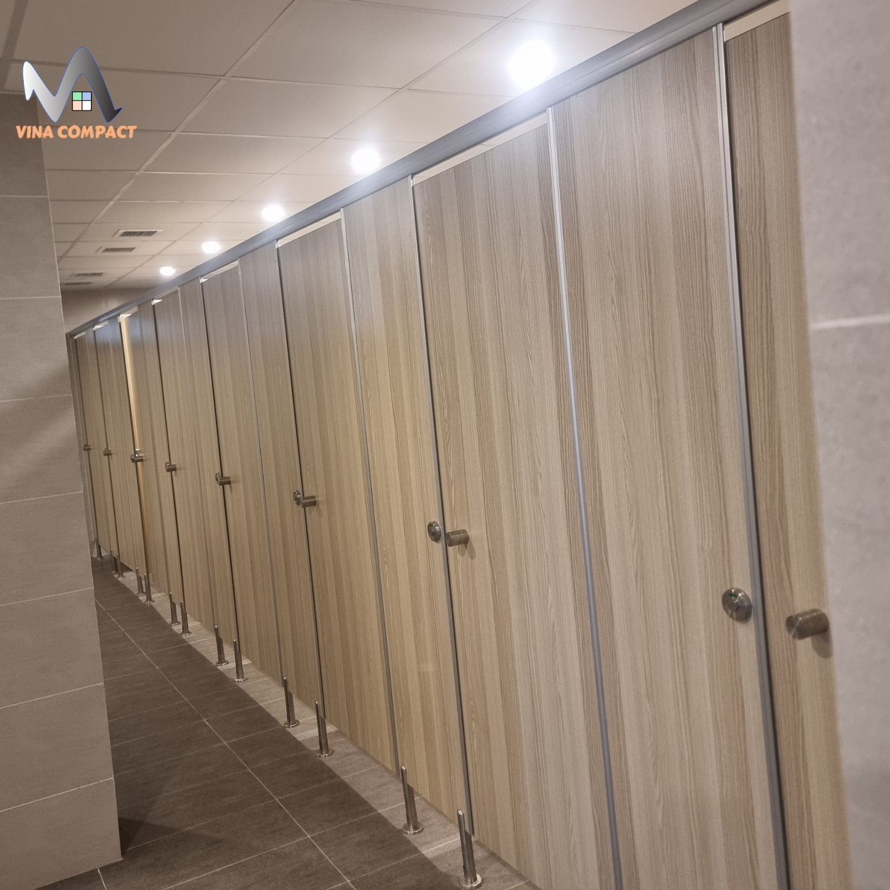 Vách tấm Compact CDF giá rẻ kháng ẩm mã màu vân gỗ MB517