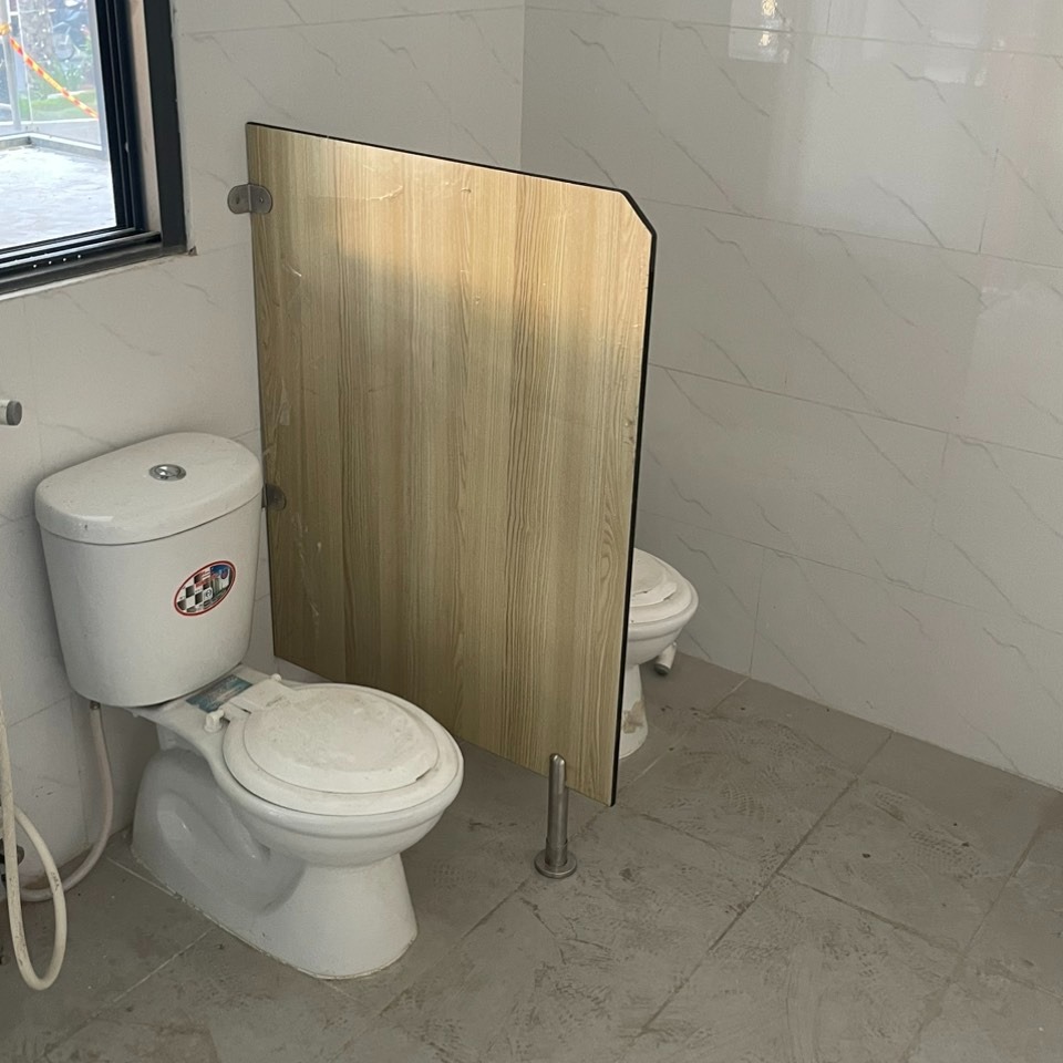 Vách tấm Compact CDF giá rẻ kháng ẩm mã màu vân gỗ MB517