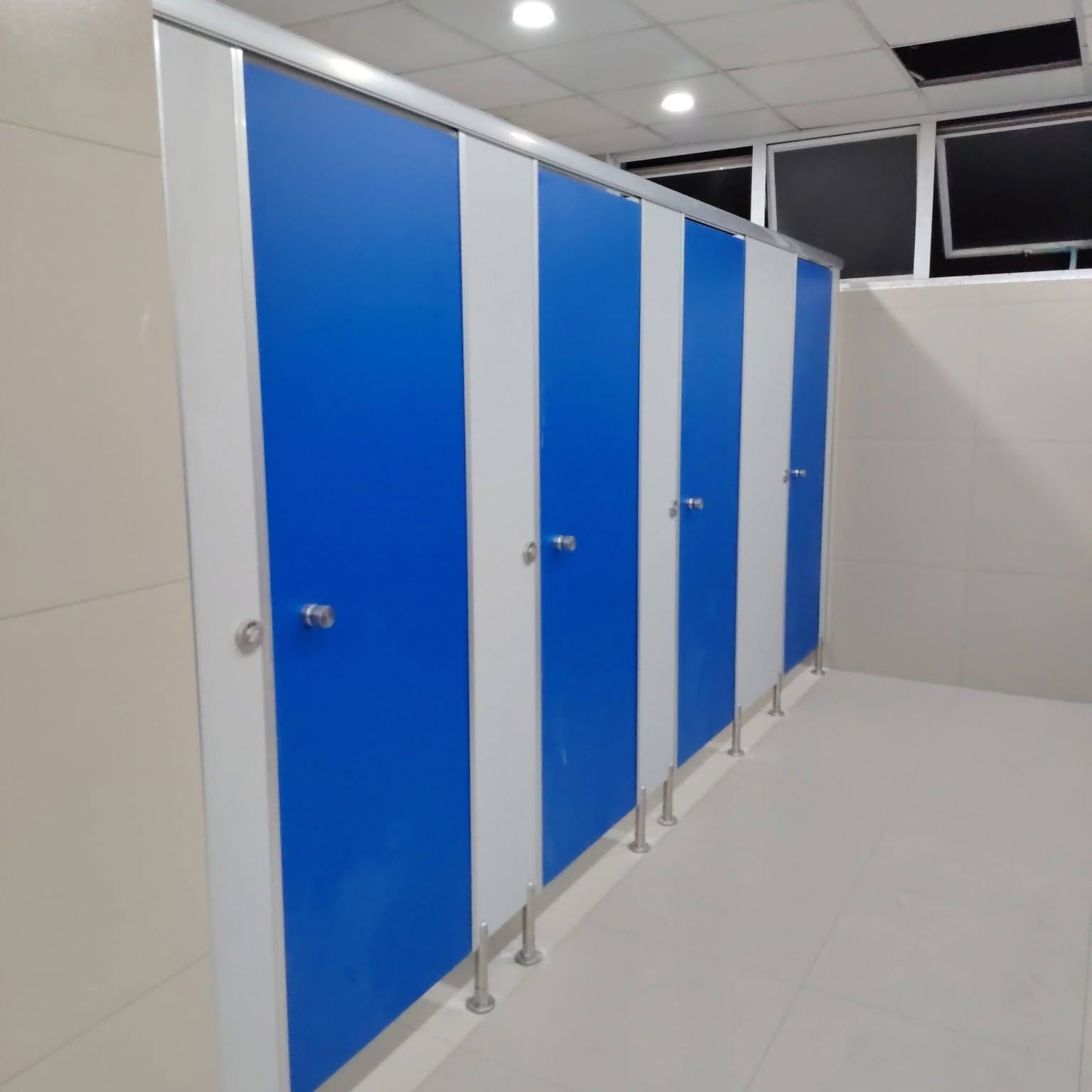 Vách Ngăn Nhà Vệ Sinh Tấm Compact