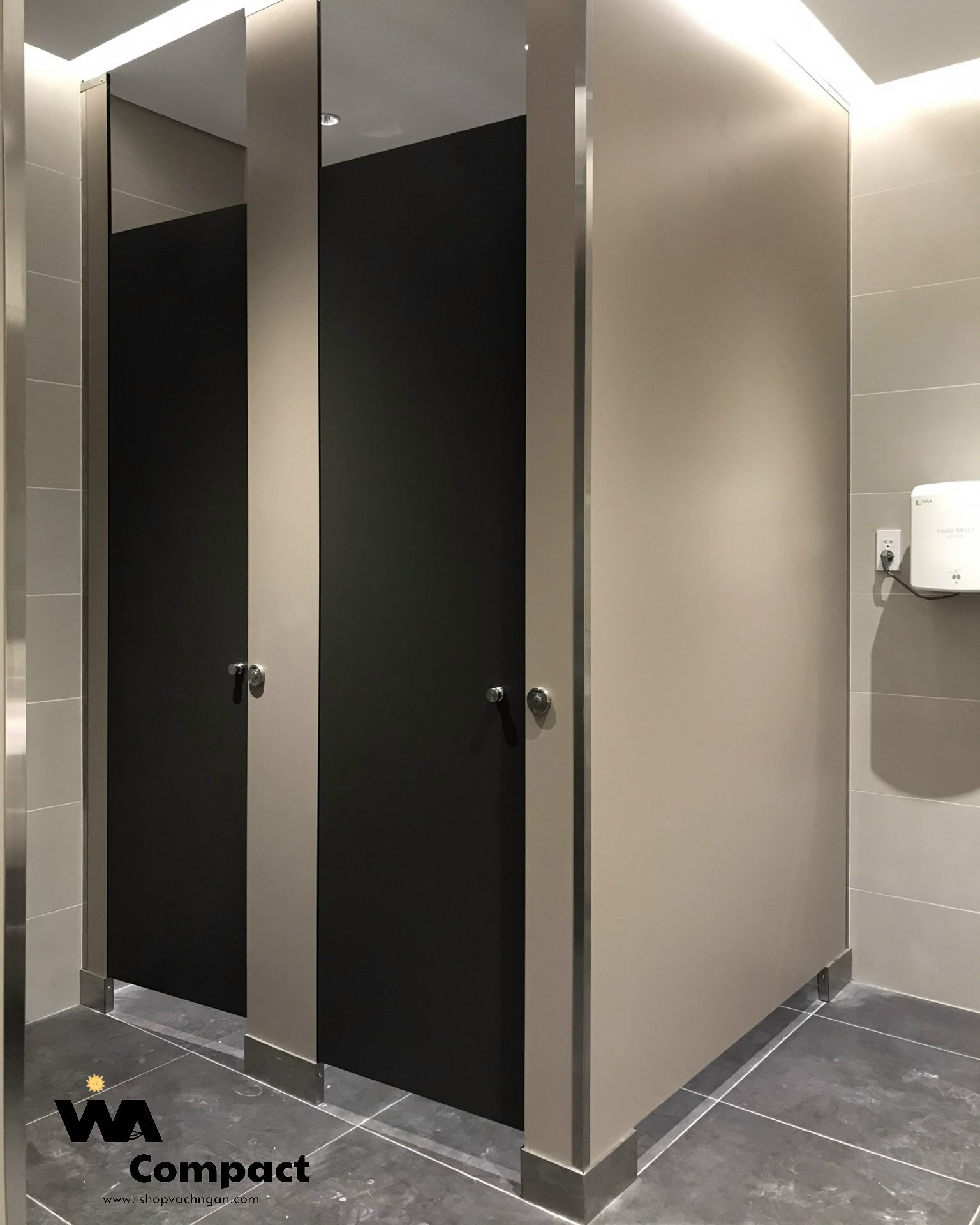 Thi Công Vách Ngăn Vệ Sinh Tấm Compact HPL