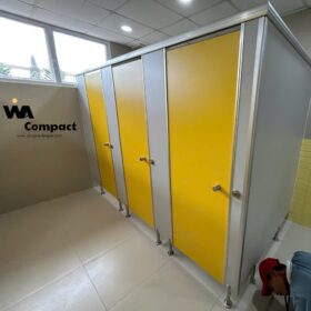 Tấm Compact HPL màu vàng