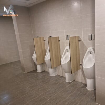 Lắp đặt vách ngăn vệ sinh tấm Compact