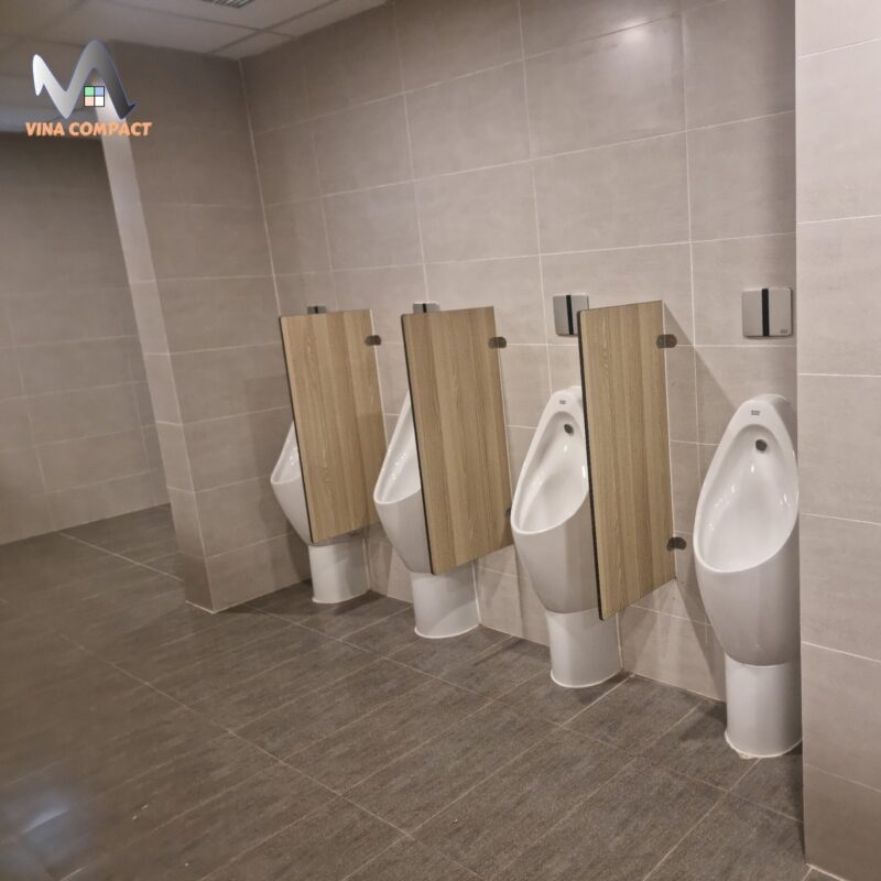 Lắp đặt vách ngăn vệ sinh tấm Compact