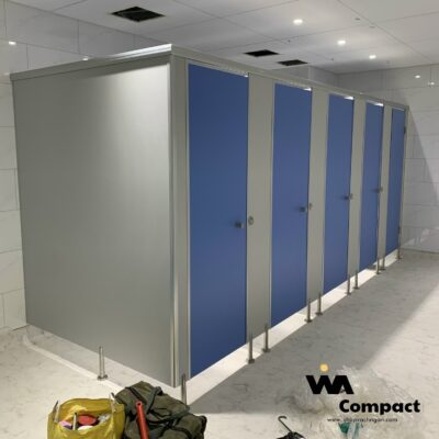 Lắp đặt vách ngăn vệ sinh tấm Compact