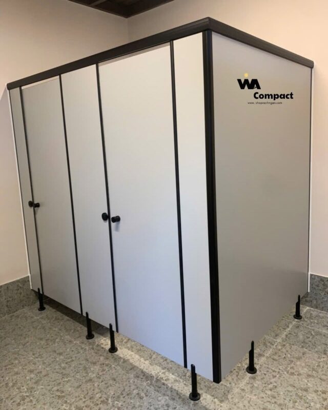 Thi Công Vách Ngăn Vệ Sinh Tấm Compact HPL